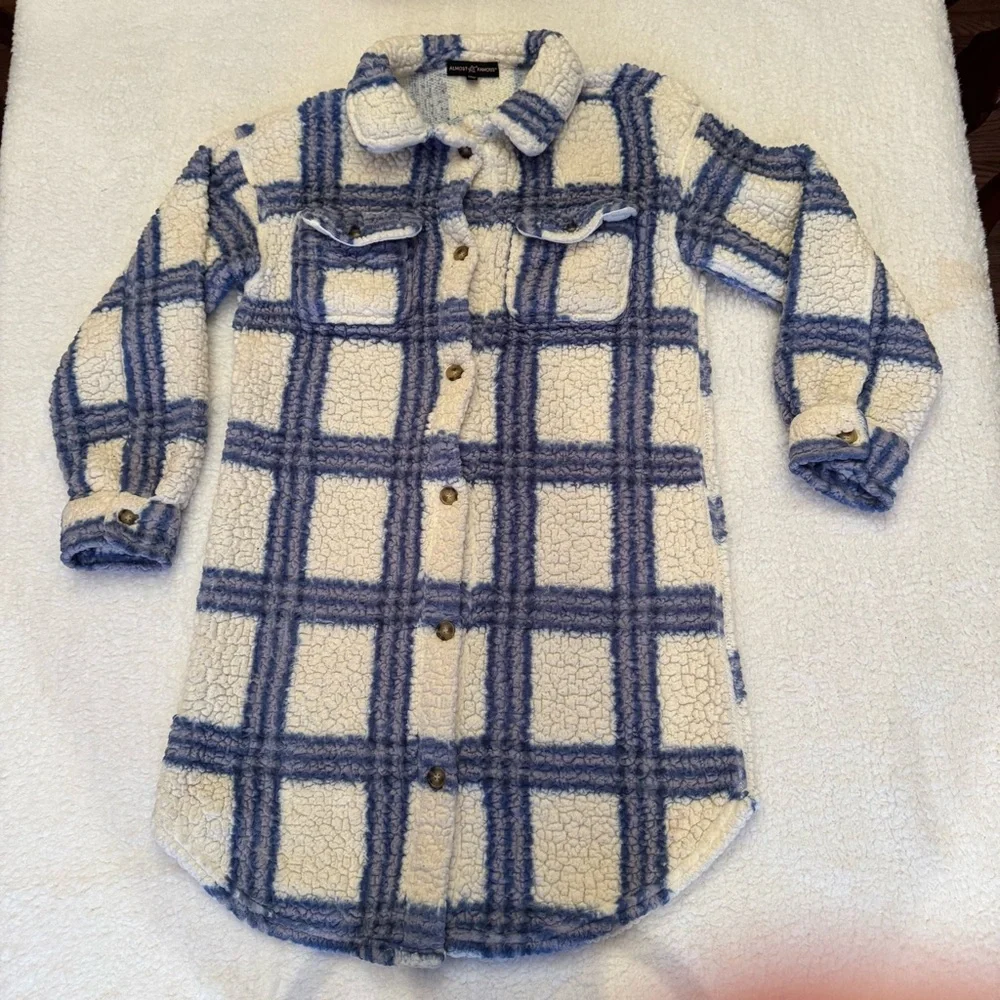 Almost Famous Sherpa Plaid Shacket Jacket Blue Cream Cozy XL - Picture 1 of 10